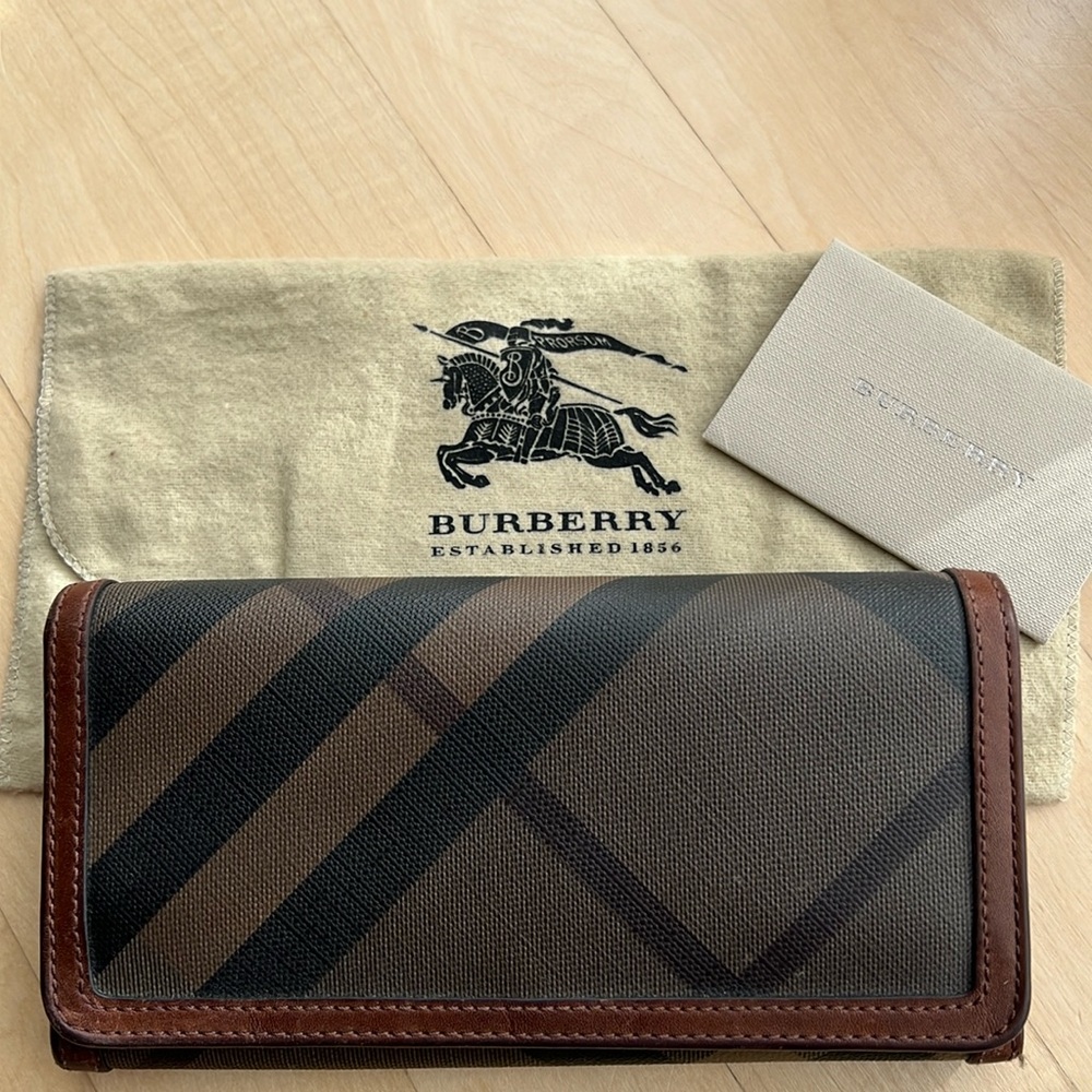 Authentic Burberry Long Wallet